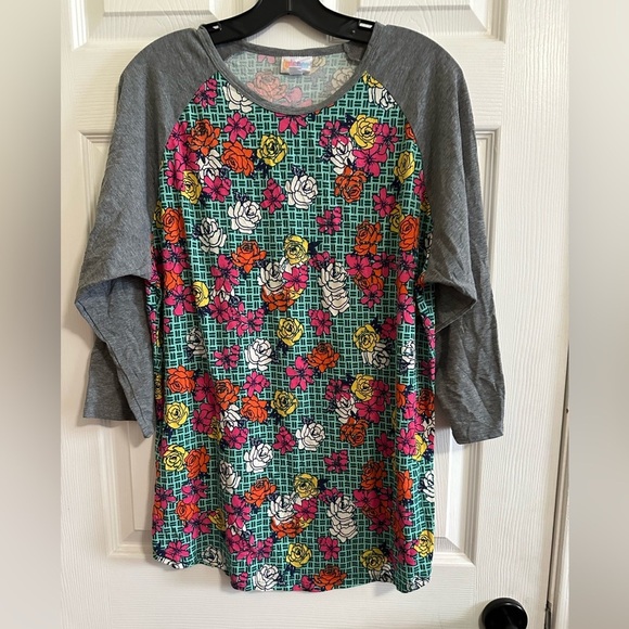 LuLaRoe Tops - Lularoe Randy raglan shirt womens 2XL baseball floral EuC 3/4 sleeve